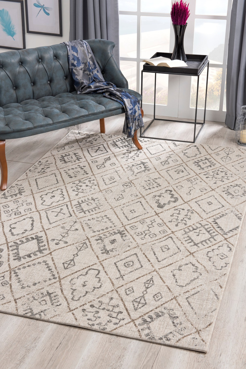 Velit Indoor/Outdoor Rugs - VEL2080IV
